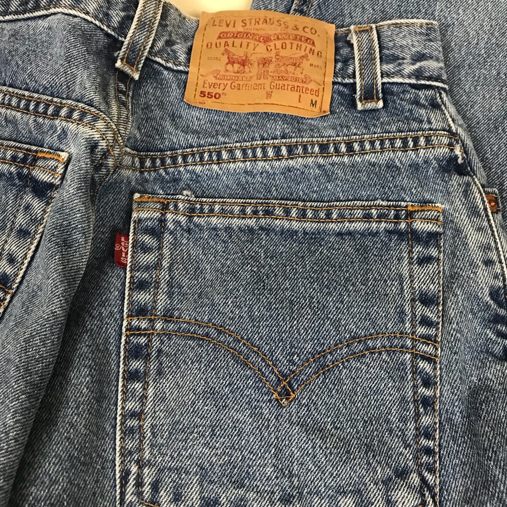 Vintage Levi’s 550 tapered high waisted mom jeans